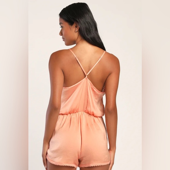 NWOT Lulus Wanna Cuddle Light Orange Lace Lounge Romper - Picture 3 of 6